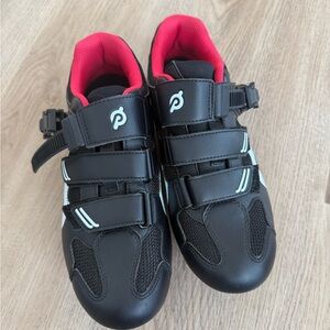 Peloton Women’s Cycling Shoes Size 7 (EU size 38)